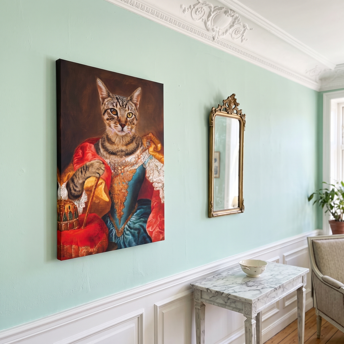 Katzenportrait Barock auf Leinwand nach Foto - Bild an mintgruener Wand im Salon